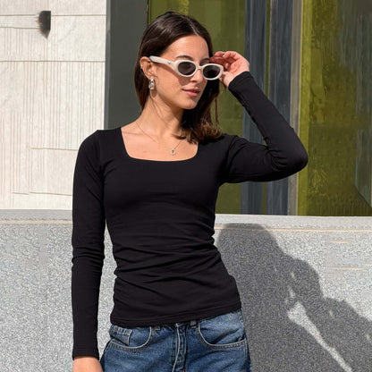 بلوزة بأكمام طويلة ورقبة مربعة (A85)