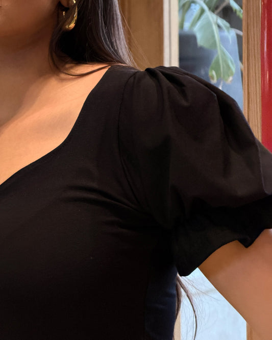 Heart Shape Puff Sleeve Top
